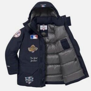 Supreme x Gore-Tex Yankees 700-Fill Down Jacket FW21 100% Authentic! XL
